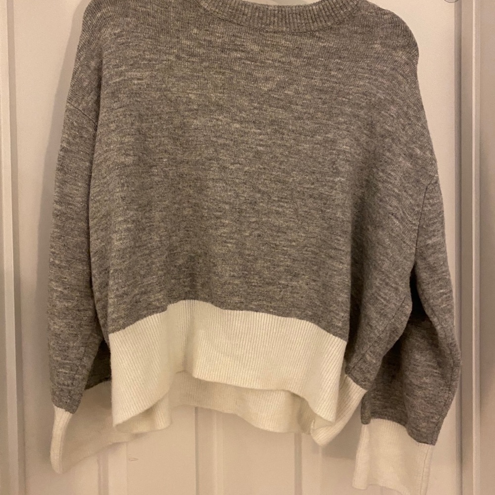 H&M Colorblock Sweater - Picture 2 of 3